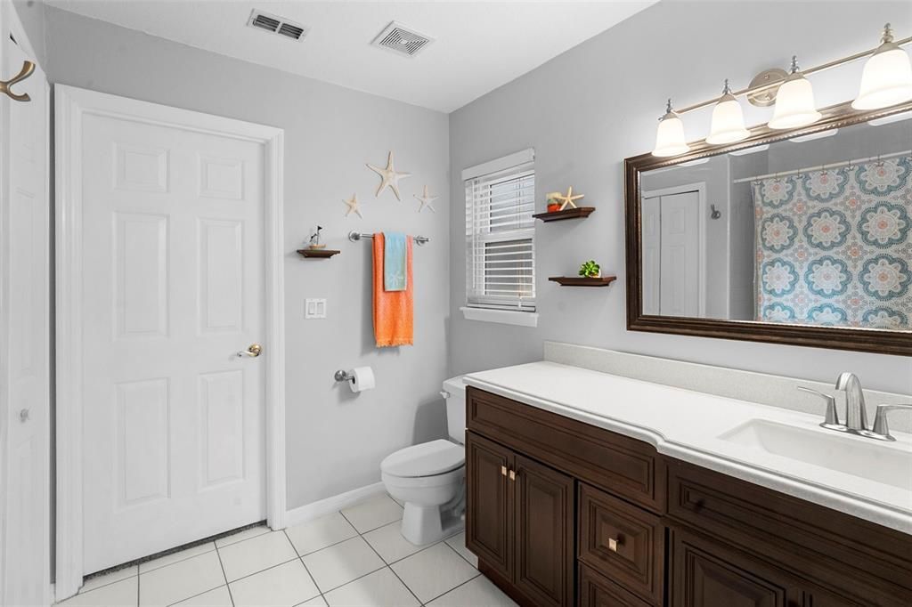 Active With Contract: $700,000 (3 beds, 3 baths, 2819 Square Feet)
