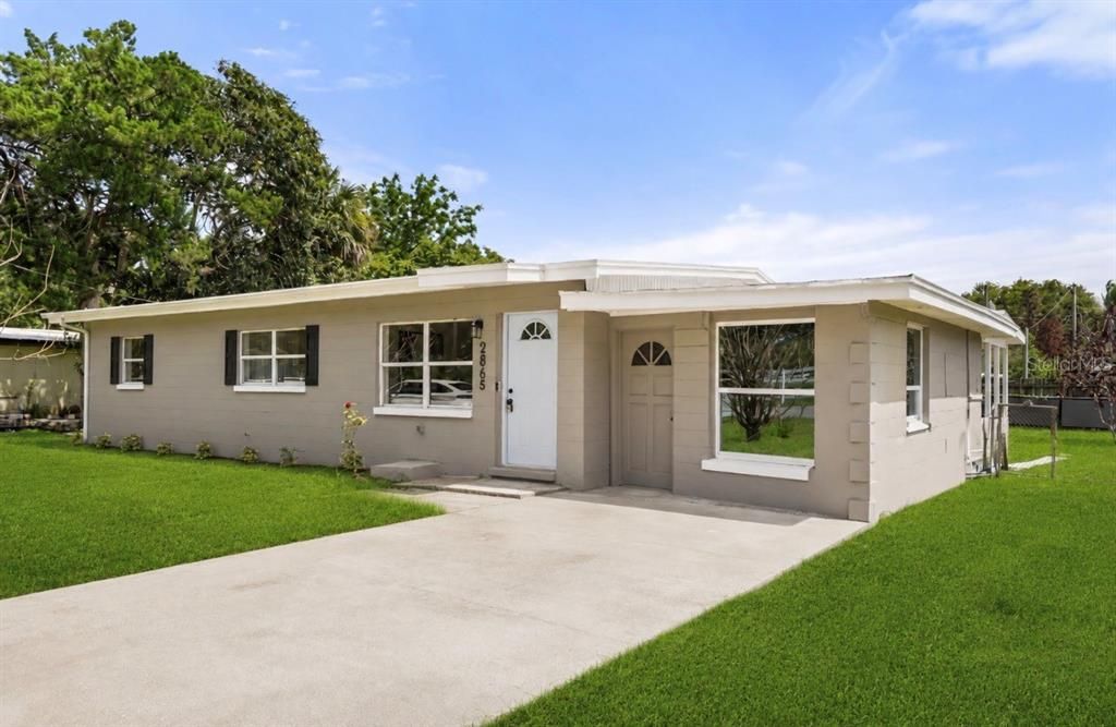 For Sale: $259,700 (4 beds, 1 baths, 1240 Square Feet)