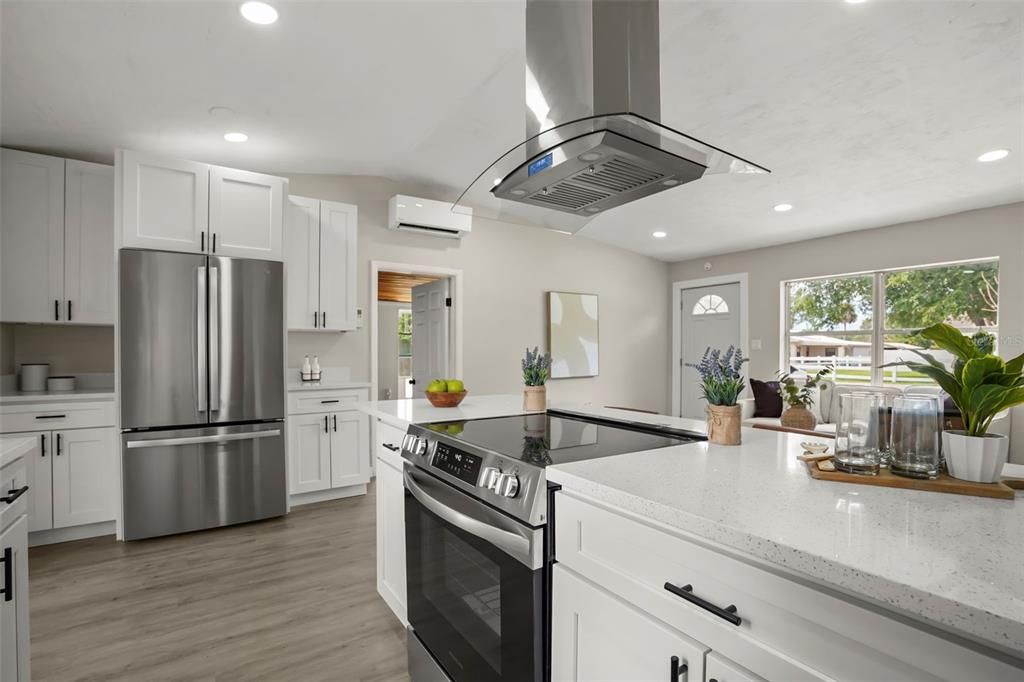 For Sale: $259,700 (4 beds, 1 baths, 1240 Square Feet)