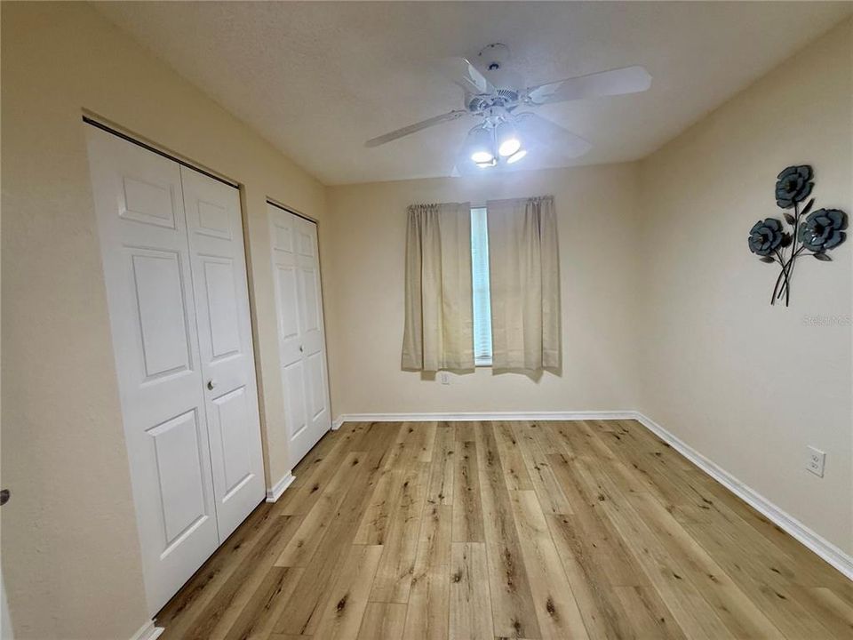 Activo con contrato: $1,550 (2 camas, 2 baños, 1181 Pies cuadrados)