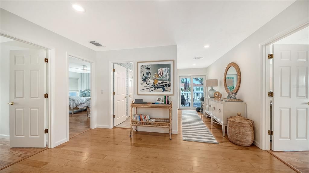 En Venta: $4,495,000 (4 camas, 3 baños, 3336 Pies cuadrados)