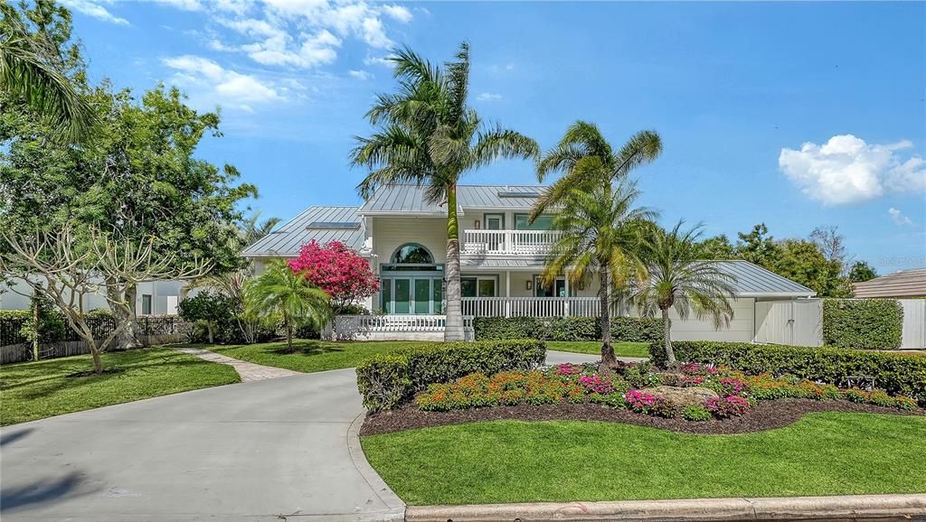 En Venta: $4,495,000 (4 camas, 3 baños, 3336 Pies cuadrados)
