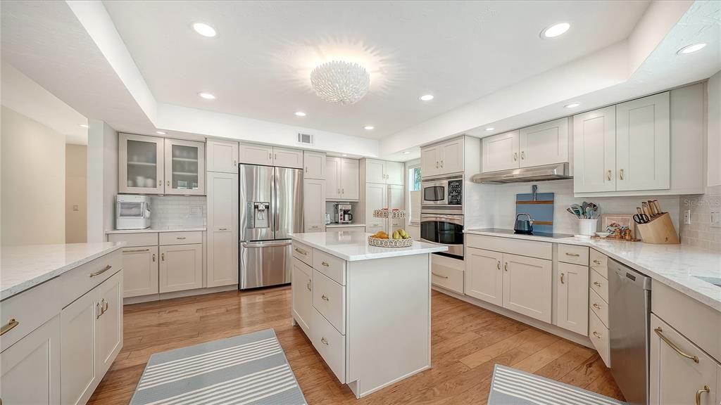En Venta: $4,495,000 (4 camas, 3 baños, 3336 Pies cuadrados)