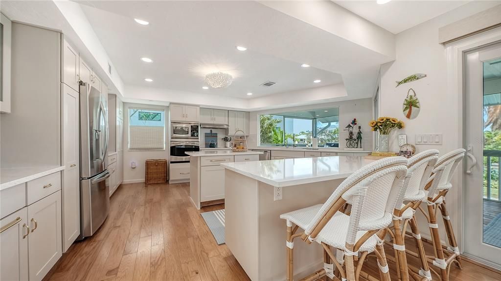 En Venta: $4,495,000 (4 camas, 3 baños, 3336 Pies cuadrados)