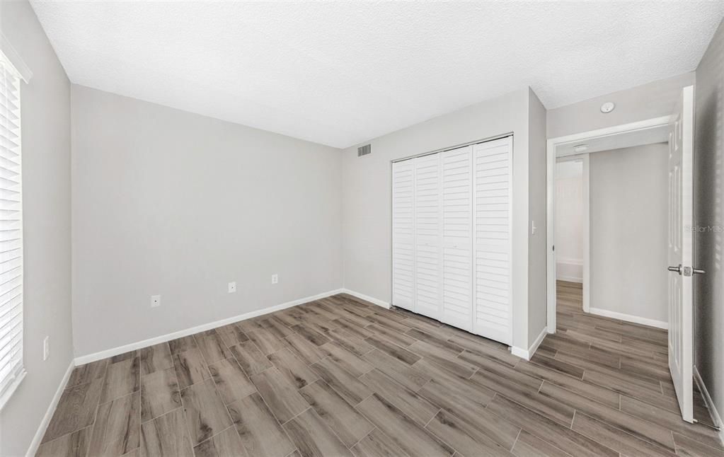 En Venta: $194,900 (2 camas, 2 baños, 979 Pies cuadrados)