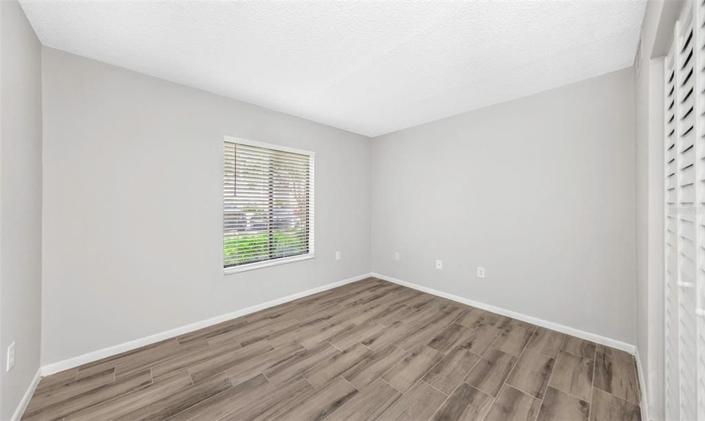 En Venta: $194,900 (2 camas, 2 baños, 979 Pies cuadrados)
