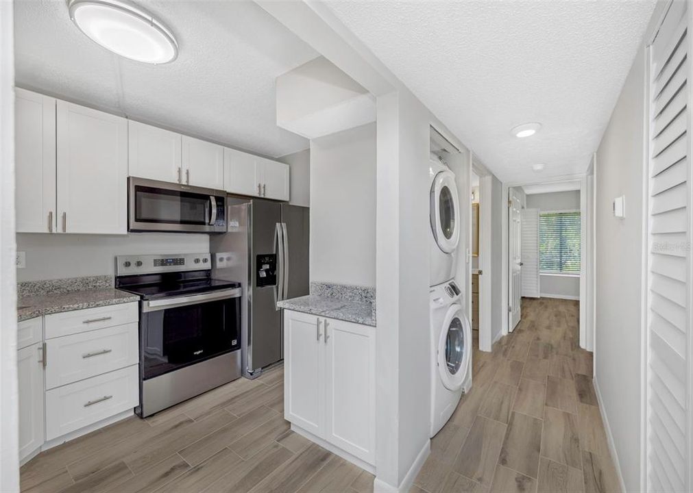 En Venta: $194,900 (2 camas, 2 baños, 979 Pies cuadrados)