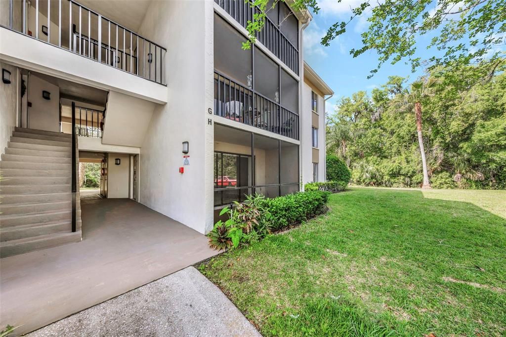 En Venta: $194,900 (2 camas, 2 baños, 979 Pies cuadrados)