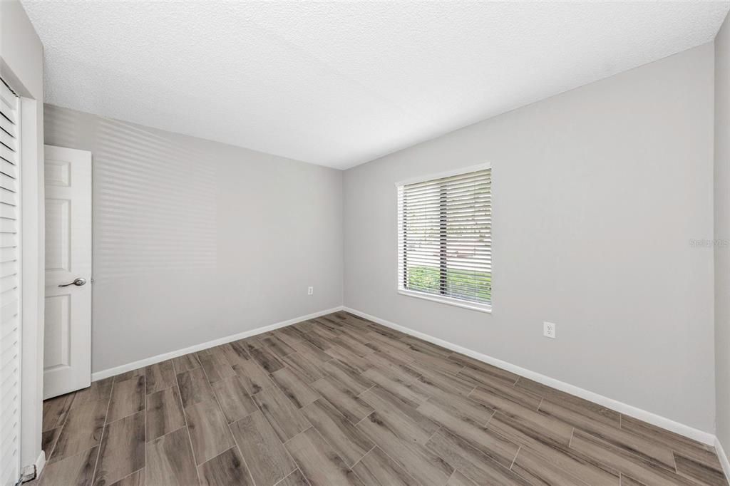 En Venta: $194,900 (2 camas, 2 baños, 979 Pies cuadrados)