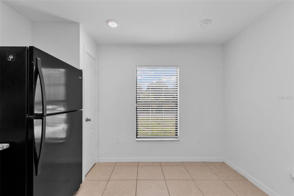 En Venta: $259,900 (3 camas, 2 baños, 1274 Pies cuadrados)