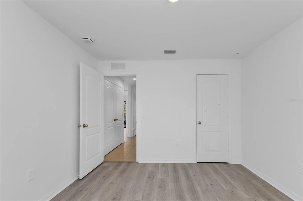 En Venta: $259,900 (3 camas, 2 baños, 1274 Pies cuadrados)