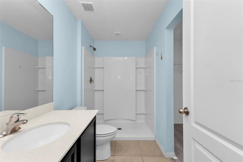 En Venta: $259,900 (3 camas, 2 baños, 1274 Pies cuadrados)