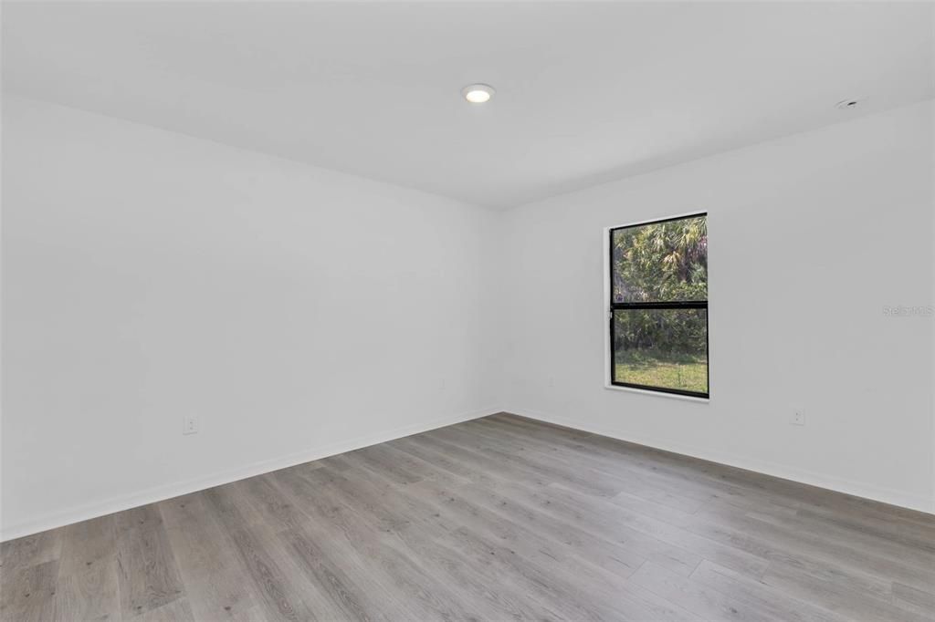 En Venta: $259,900 (3 camas, 2 baños, 1274 Pies cuadrados)