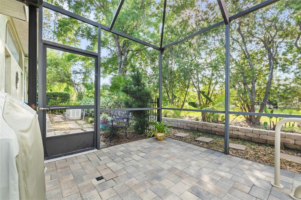 En Venta: $629,000 (4 camas, 4 baños, 3001 Pies cuadrados)