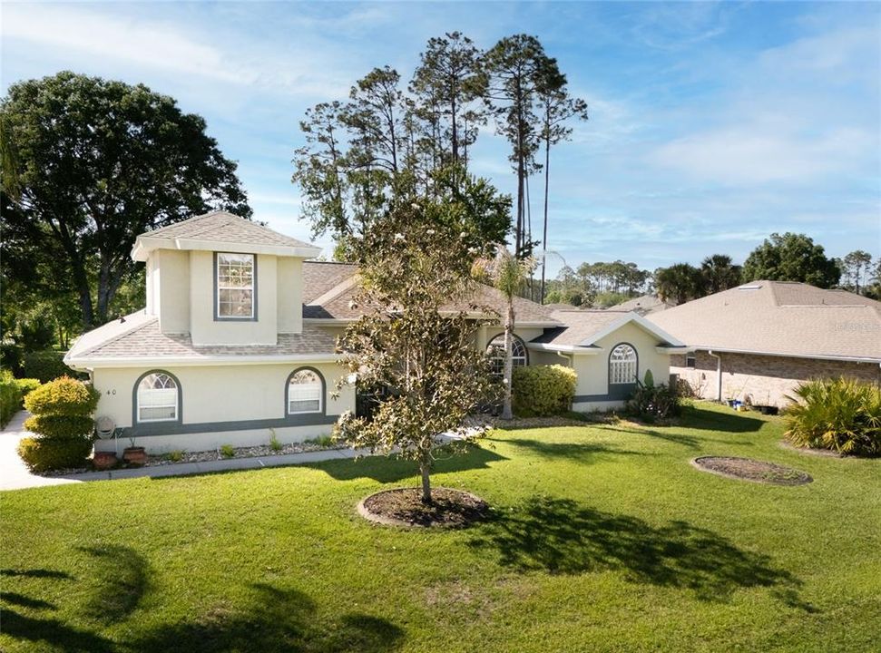 En Venta: $629,000 (4 camas, 4 baños, 3001 Pies cuadrados)