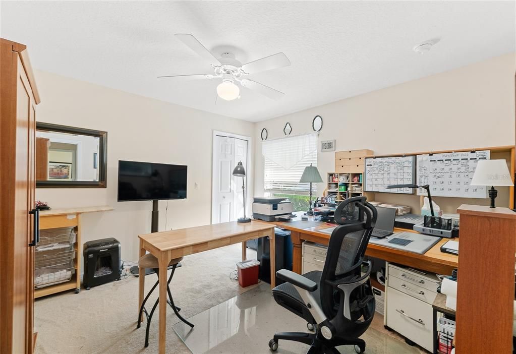 En Venta: $629,000 (4 camas, 4 baños, 3001 Pies cuadrados)