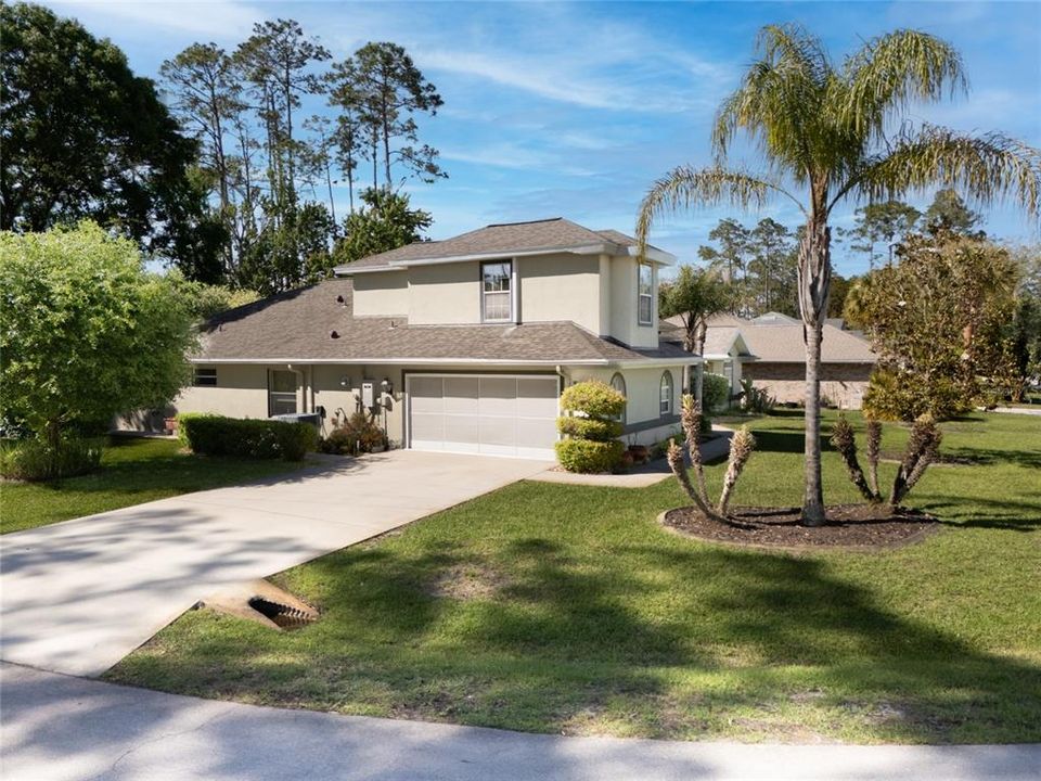 En Venta: $629,000 (4 camas, 4 baños, 3001 Pies cuadrados)