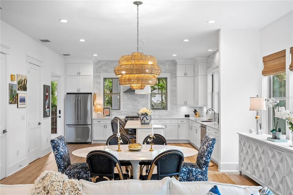 Active With Contract: $995,000 (3 beds, 2 baths, 2091 Square Feet)