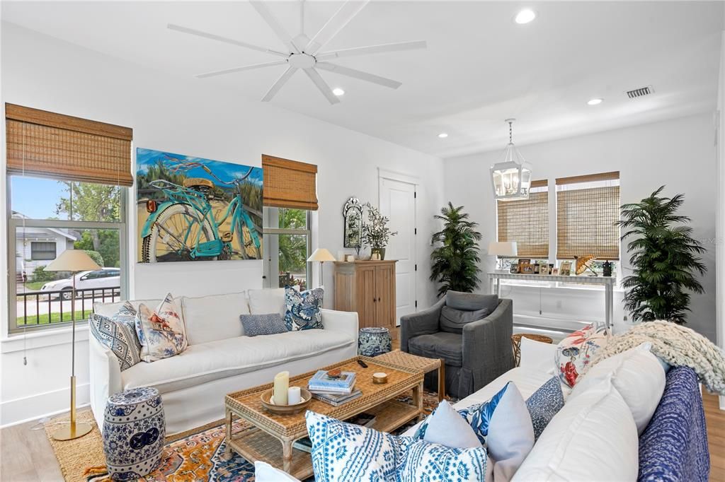 Active With Contract: $995,000 (3 beds, 2 baths, 2091 Square Feet)