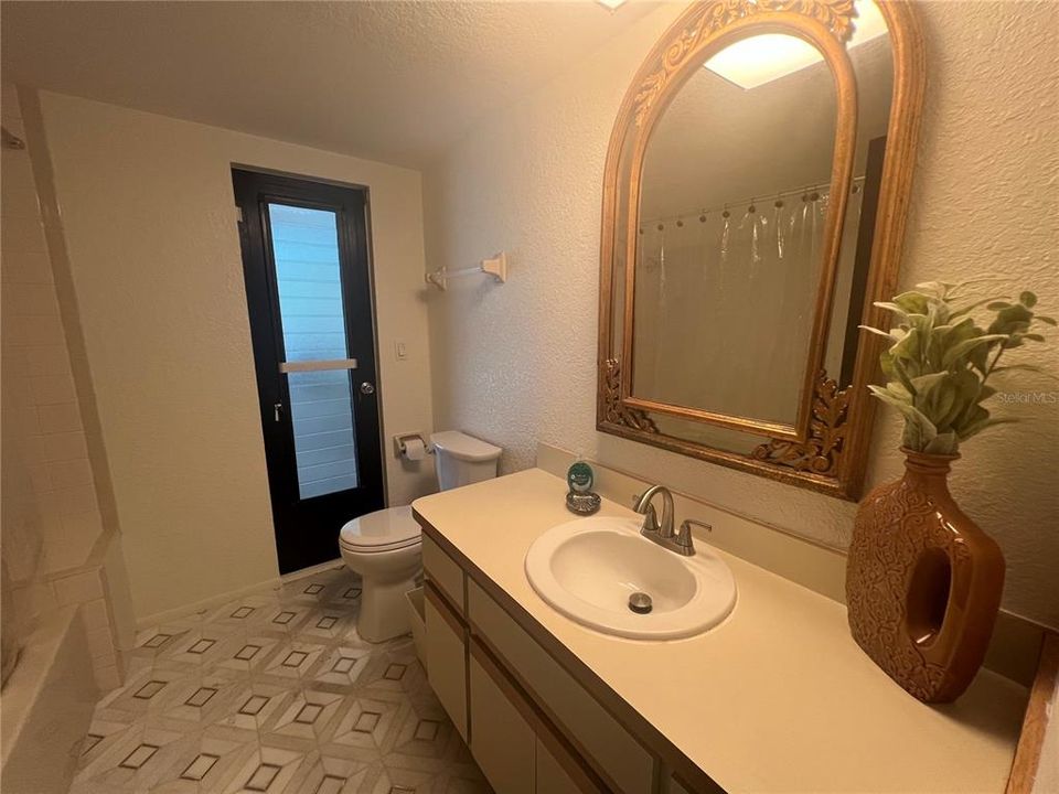 В аренду: $2,350 (3 спален, 2 ванн, 1863 Квадратных фут)