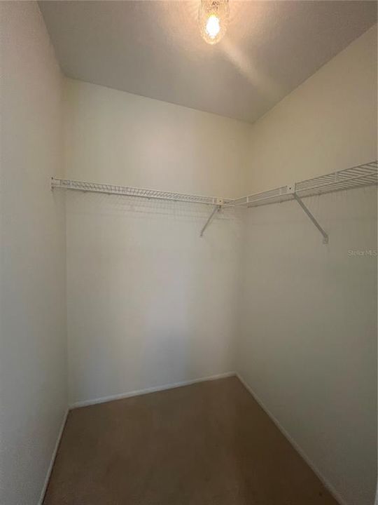 В аренду: $2,350 (3 спален, 2 ванн, 1863 Квадратных фут)
