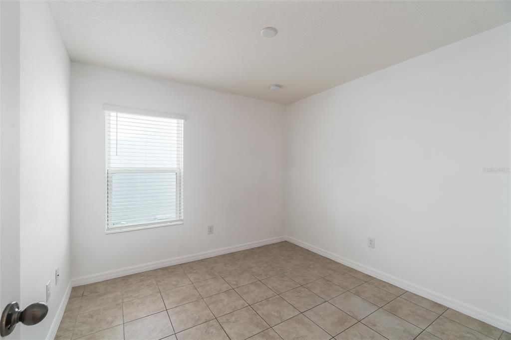 For Rent: $2,199 (4 beds, 2 baths, 1635 Square Feet)