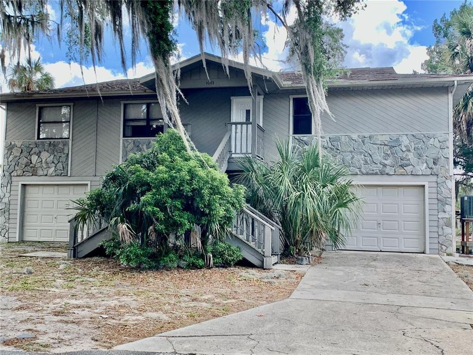 Recently Sold: $645,000 (4 beds, 3 baths, 2300 Square Feet)