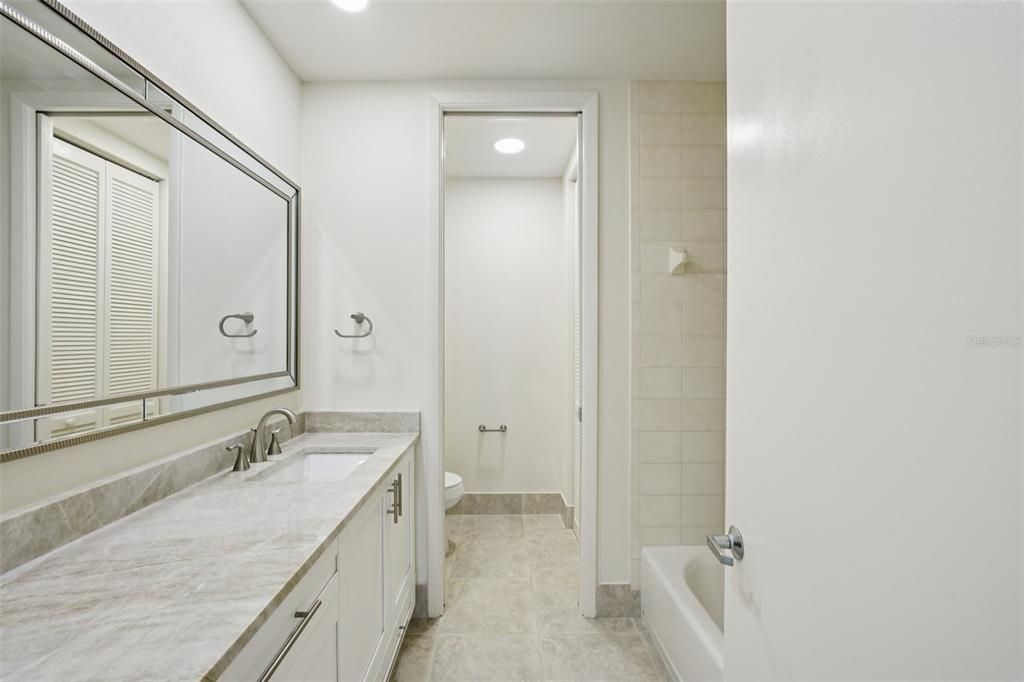 En Venta: $2,700,000 (3 camas, 2 baños, 1925 Pies cuadrados)