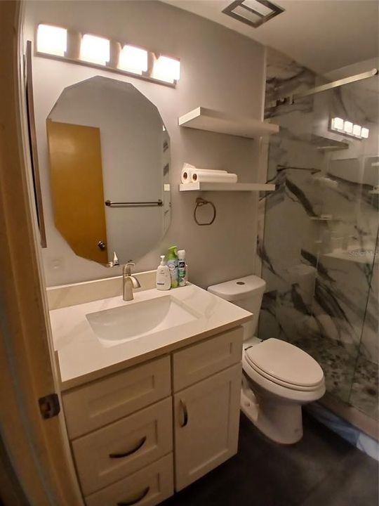For Sale: $110,900 (1 beds, 1 baths, 854 Square Feet)