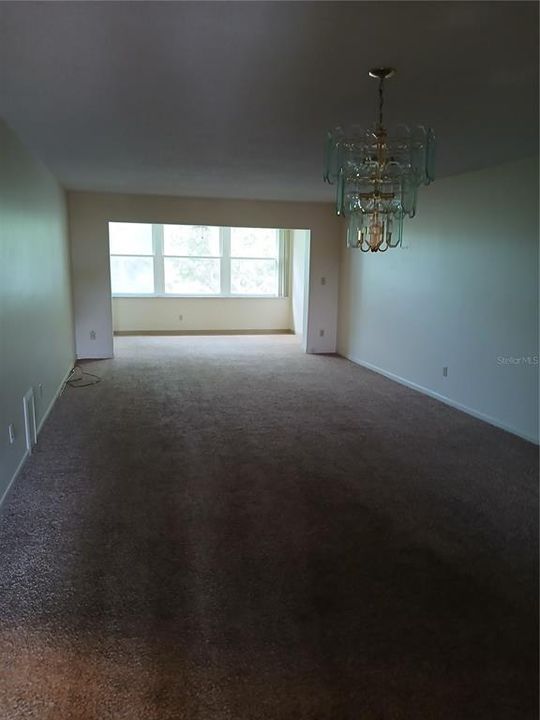For Sale: $110,900 (1 beds, 1 baths, 854 Square Feet)