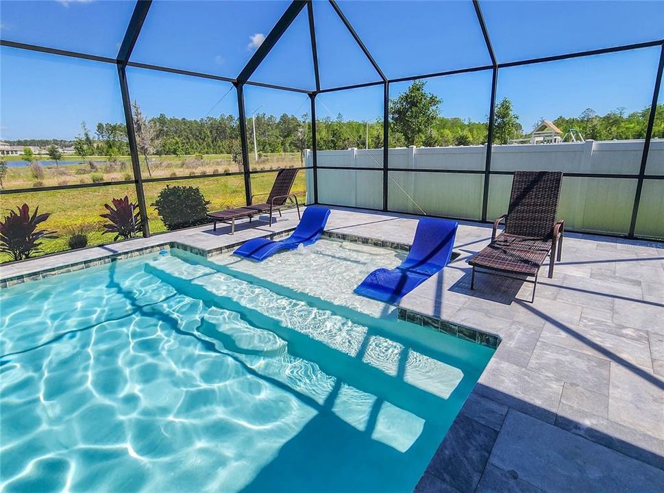 En Venta: $649,900 (5 camas, 4 baños, 2897 Pies cuadrados)