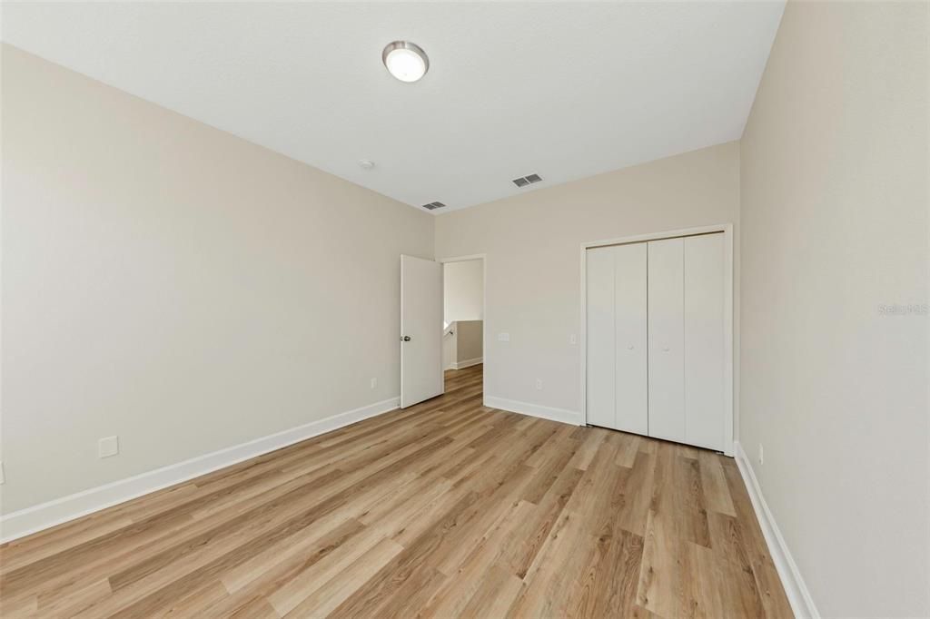 En Venta: $325,000 (3 camas, 2 baños, 1805 Pies cuadrados)