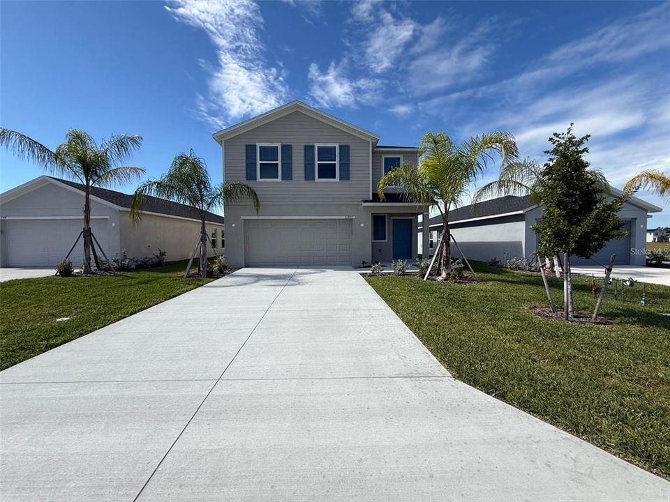 For Rent: $2,075 (4 beds, 2 baths, 2028 Square Feet)