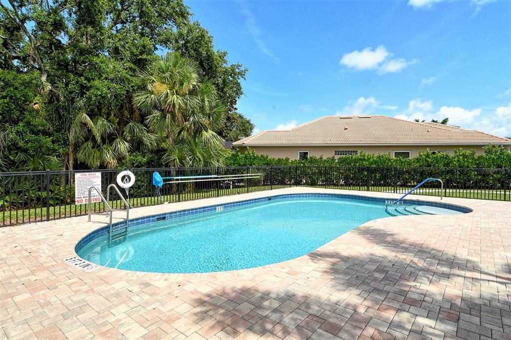 For Rent: $3,800 (3 beds, 2 baths, 2282 Square Feet)