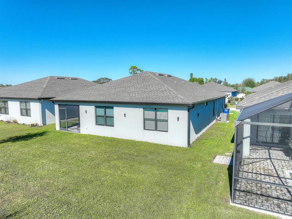 For Rent: $2,350 (4 beds, 2 baths, 1850 Square Feet)