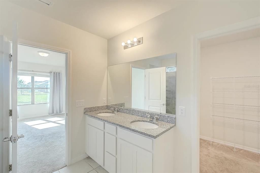 For Rent: $2,350 (4 beds, 2 baths, 1850 Square Feet)