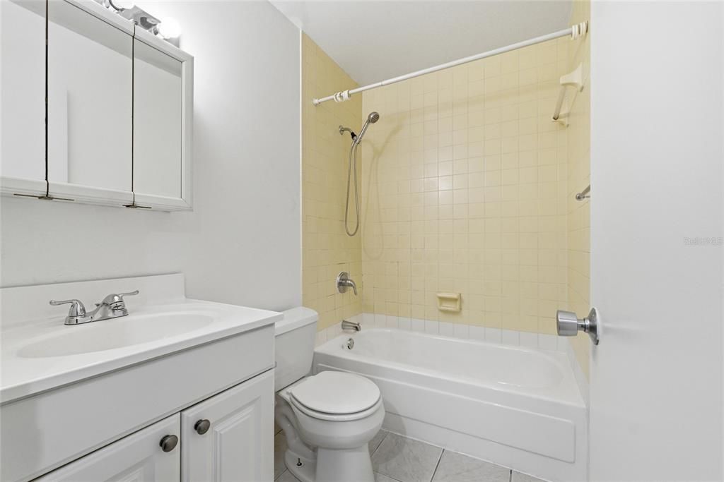 En Venta: $154,900 (3 camas, 2 baños, 1146 Pies cuadrados)