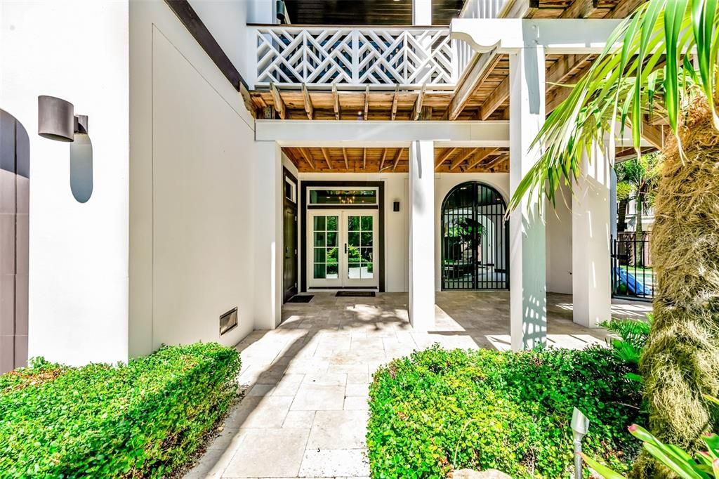 For Sale: $5,450,000 (5 beds, 4 baths, 4540 Square Feet)