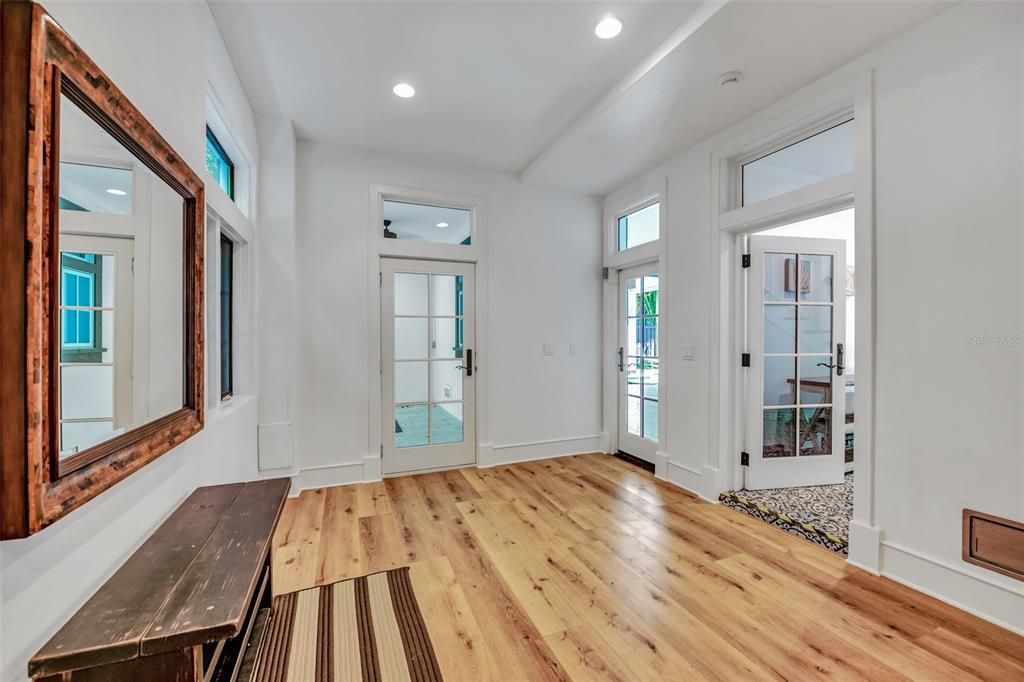 For Sale: $5,450,000 (5 beds, 4 baths, 4540 Square Feet)