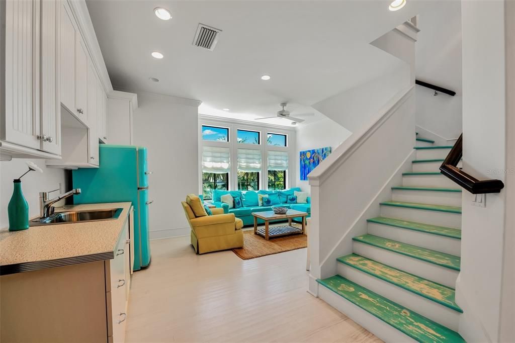 For Sale: $5,450,000 (5 beds, 4 baths, 4540 Square Feet)