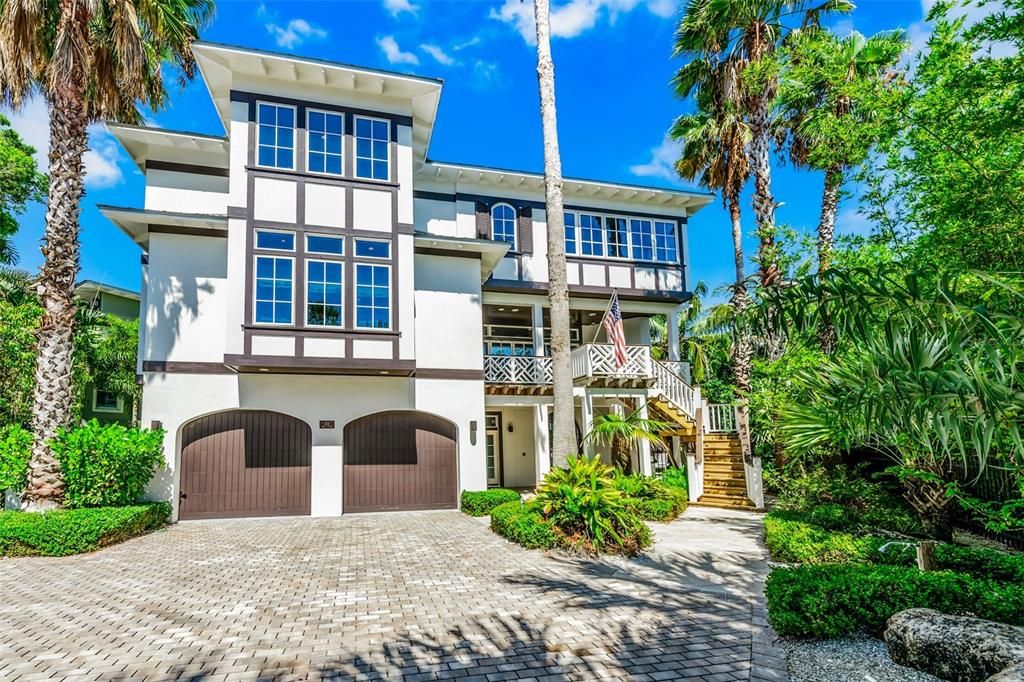 For Sale: $5,450,000 (5 beds, 4 baths, 4540 Square Feet)