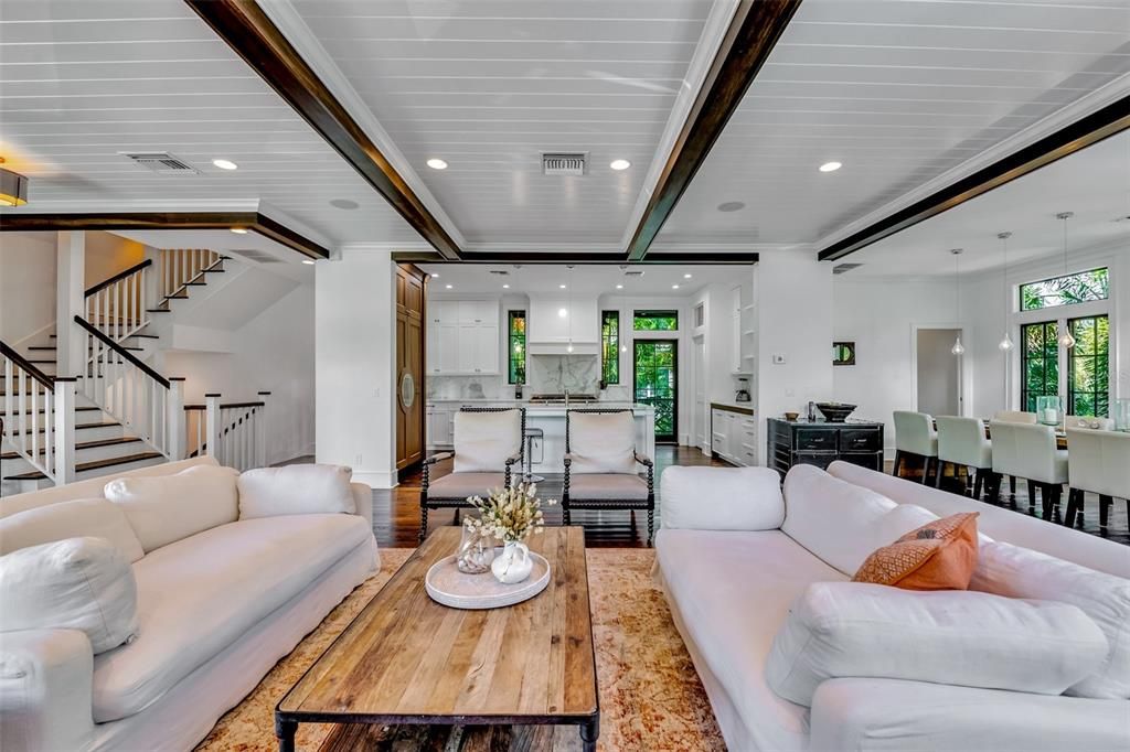 For Sale: $5,450,000 (5 beds, 4 baths, 4540 Square Feet)