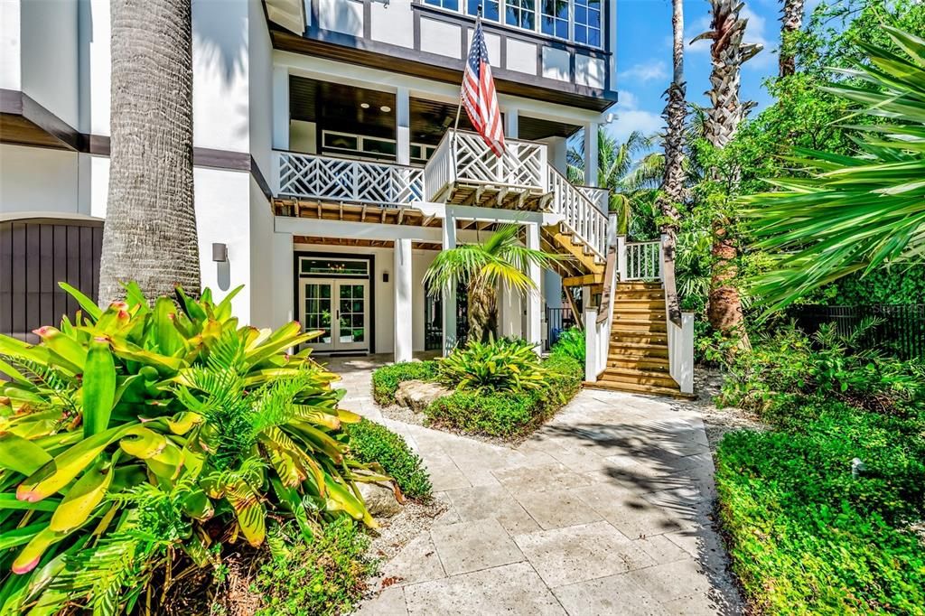 For Sale: $5,450,000 (5 beds, 4 baths, 4540 Square Feet)