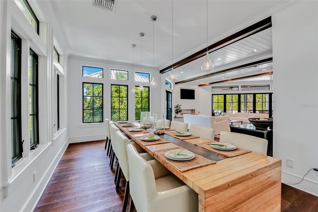 For Sale: $5,450,000 (5 beds, 4 baths, 4540 Square Feet)