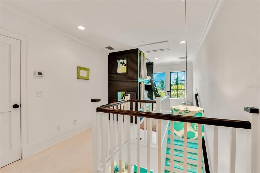 For Sale: $5,450,000 (5 beds, 4 baths, 4540 Square Feet)
