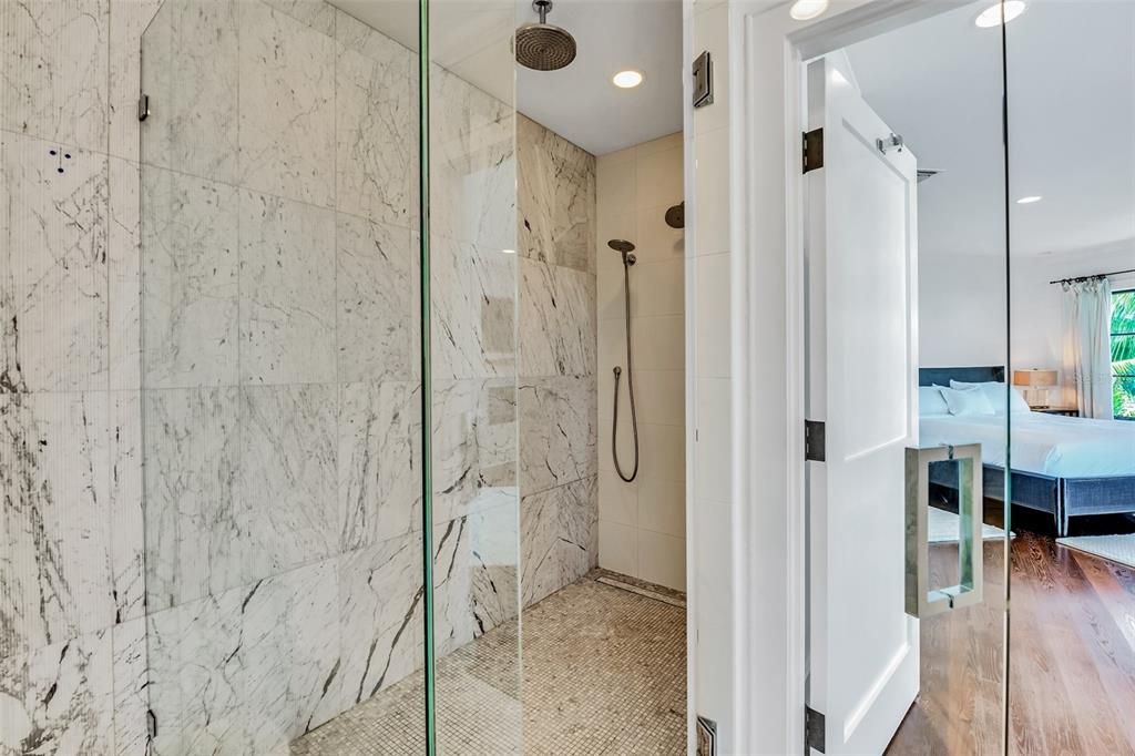 For Sale: $5,450,000 (5 beds, 4 baths, 4540 Square Feet)