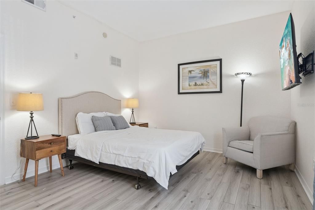 En Venta: $200,000 (2 camas, 2 baños, 1445 Pies cuadrados)