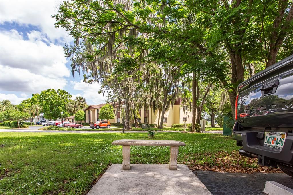 For Sale: $114,900 (2 beds, 2 baths, 1072 Square Feet)