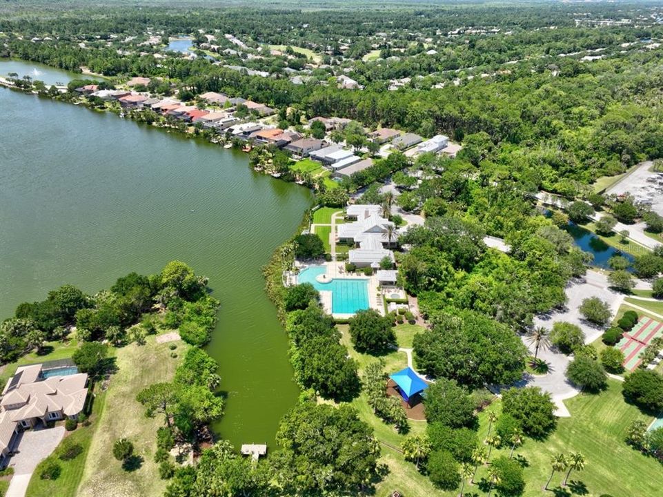 待售: $329,000 (0.47 acres)