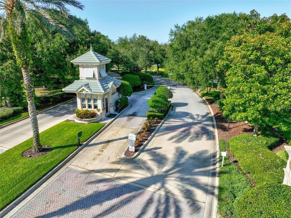 待售: $329,000 (0.47 acres)